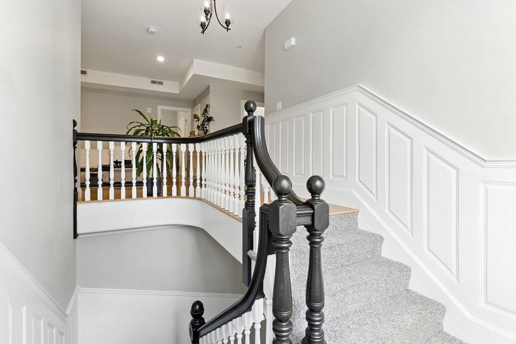 Danvers, MA 01923,25 Conant Street #3