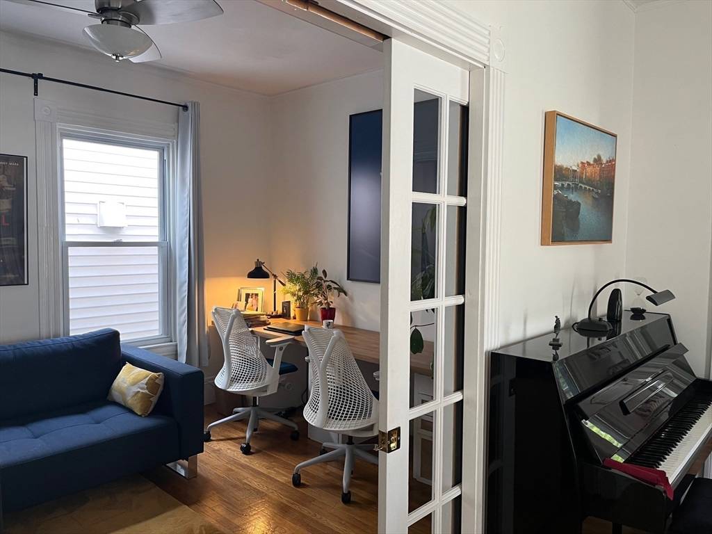 Somerville, MA 02143,399 Washington St #2