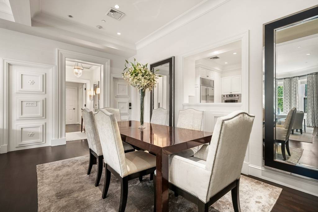 Boston, MA 02116,15 Marlborough St #3