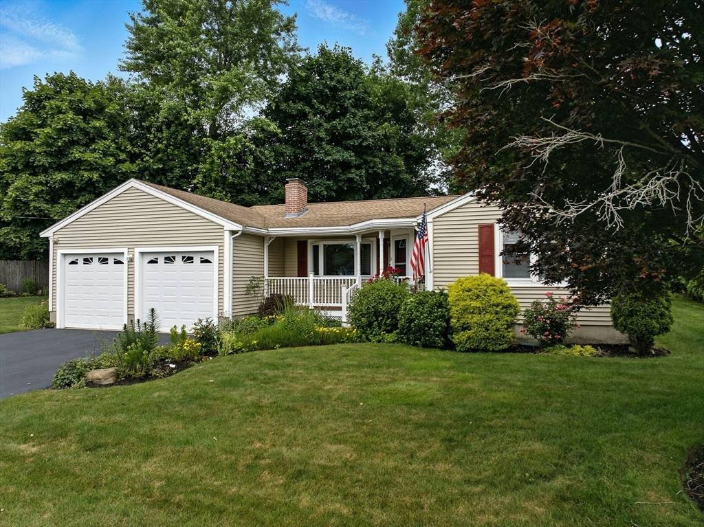 Stoneham, MA 02180,6 Greenway Circle