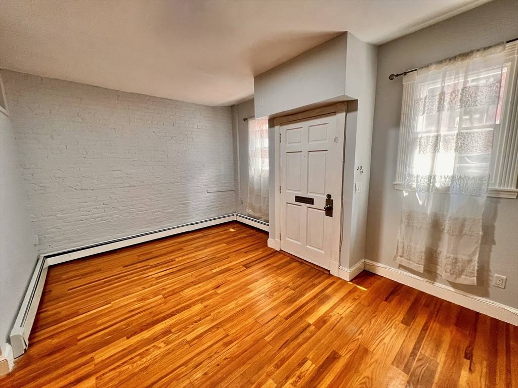 Boston, MA 02114,53 Phillips St #-