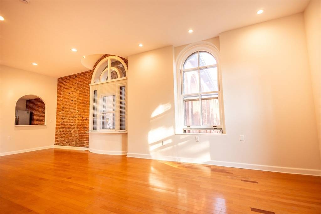 100 Captains Row #307 Chelsea, MA 02150