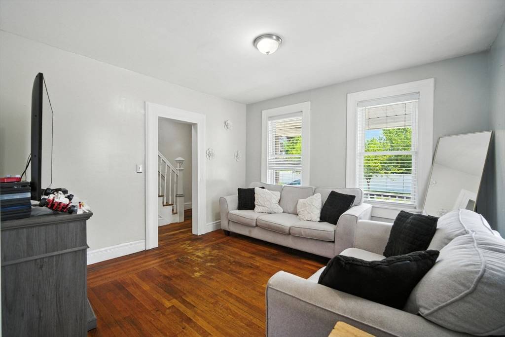 Springfield, MA 01109,18 Olive Street