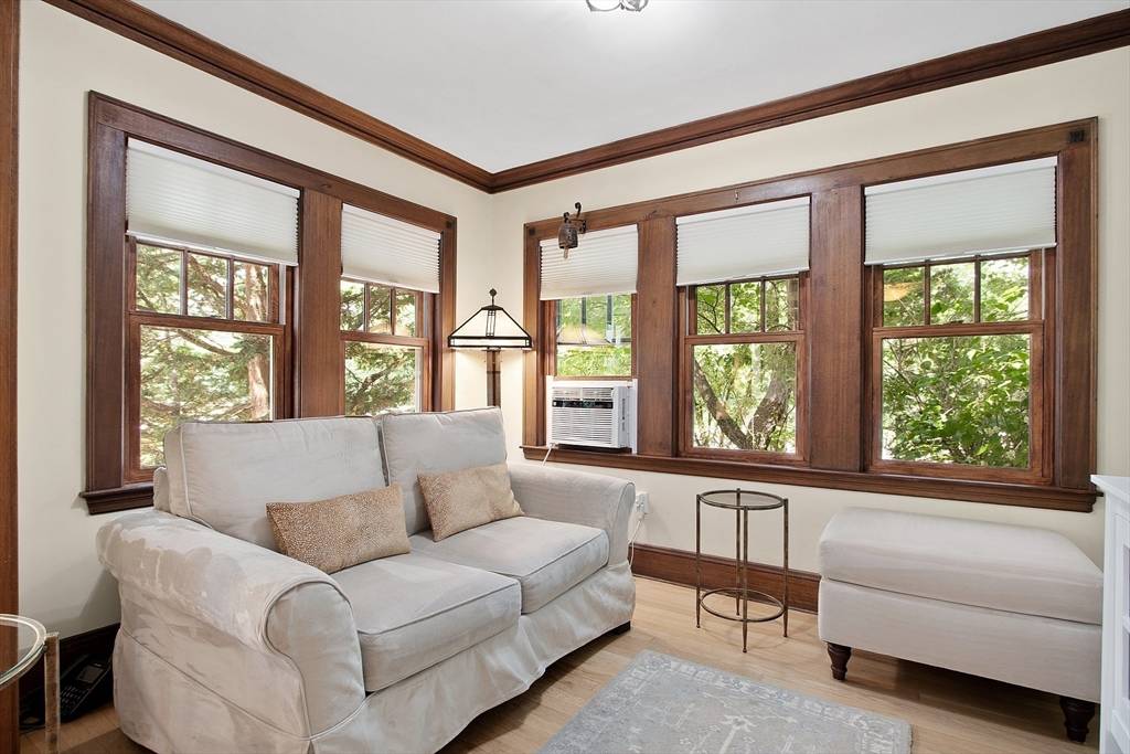 6 Mystic Lake Dr Arlington, MA 02474