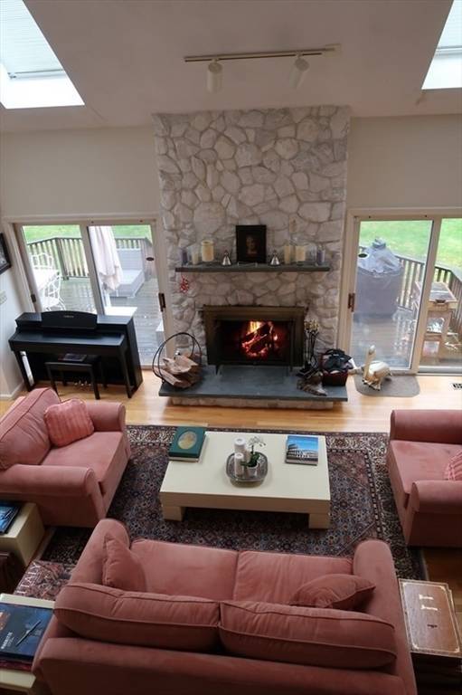 Lexington, MA 02420,162 East Emerson Rd #0