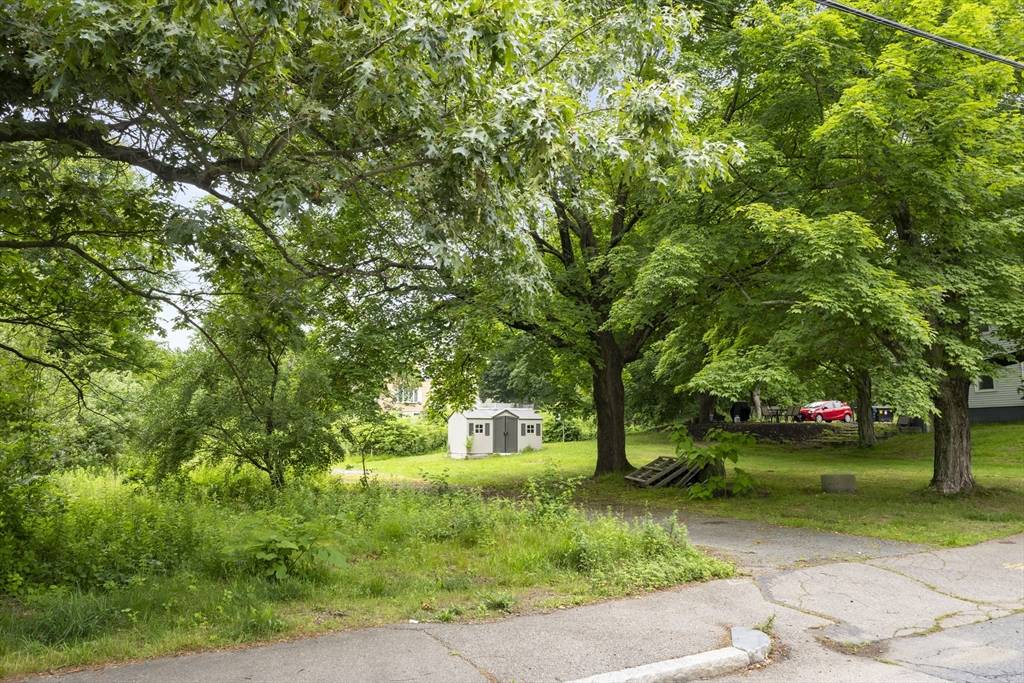North Attleboro, MA 02760,35-R Whiting St