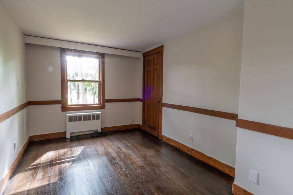 Wellesley, MA 02482,291 Linden Street #1