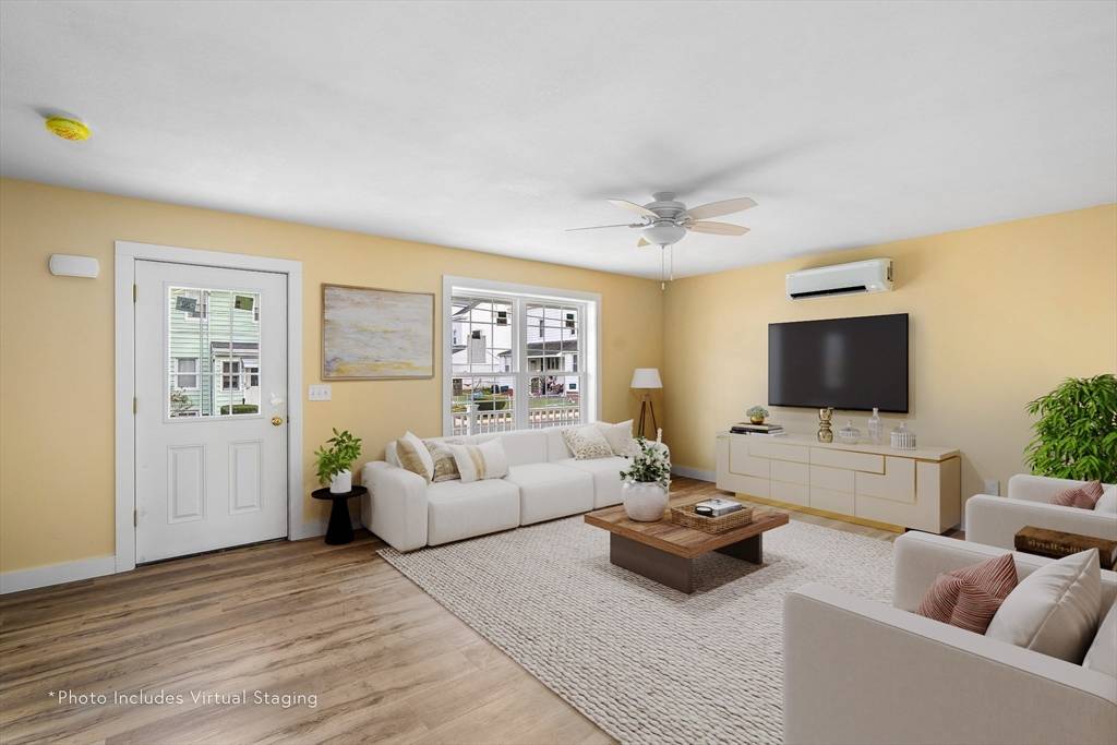 Easthampton, MA 01027,10 Glen Cove Pl #A