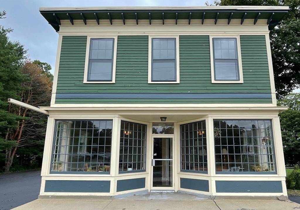 Southborough, MA 01772,14 Main St