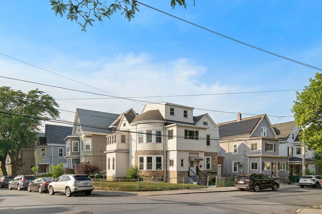 Medford, MA 02155,67 Newbern Ave