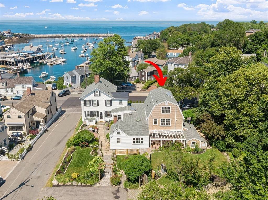 Rockport, MA 01966,10 Mt Pleasant Street #C