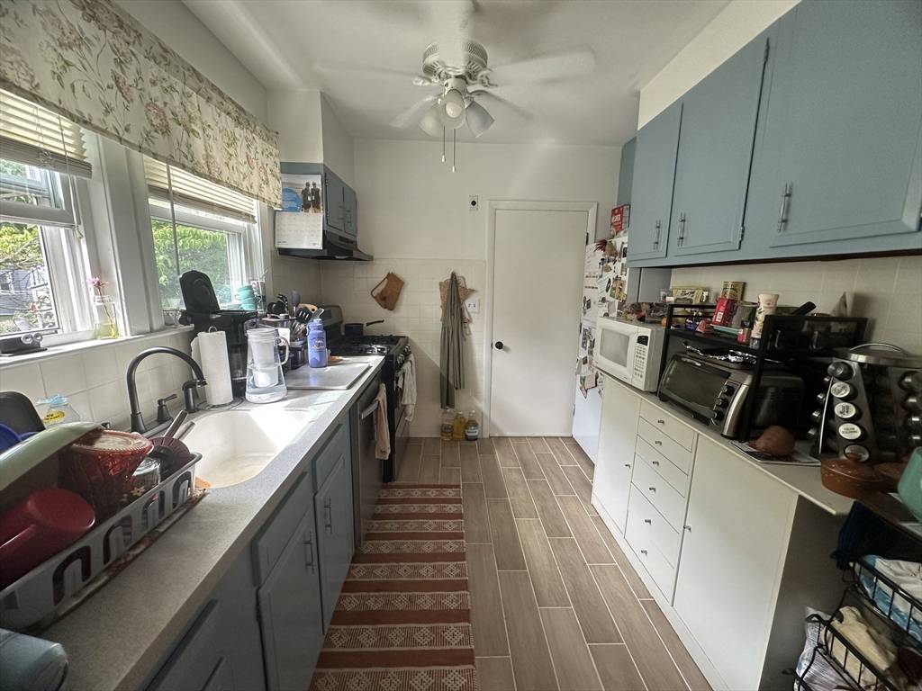 Watertown, MA 02472,58-60 Palfrey St #58