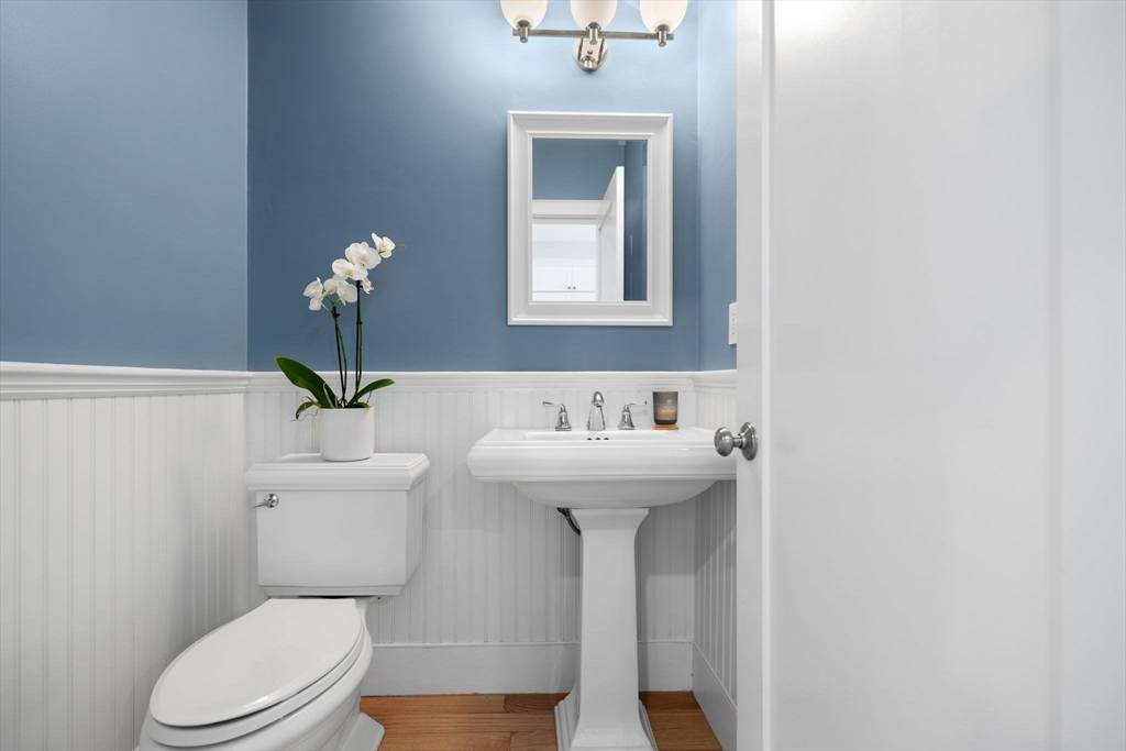 424-430 W 4th St #428 Boston, MA 02127