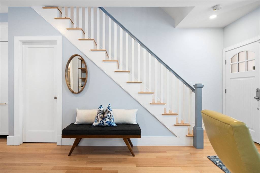 424-430 W 4th St #428 Boston, MA 02127