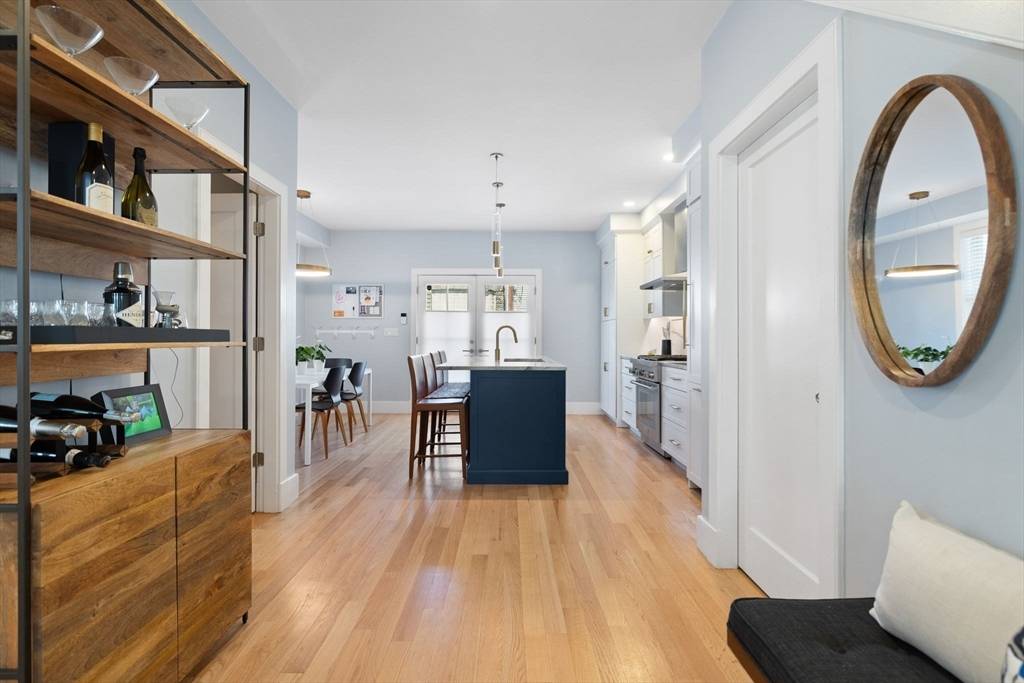 424-430 W 4th St #428 Boston, MA 02127
