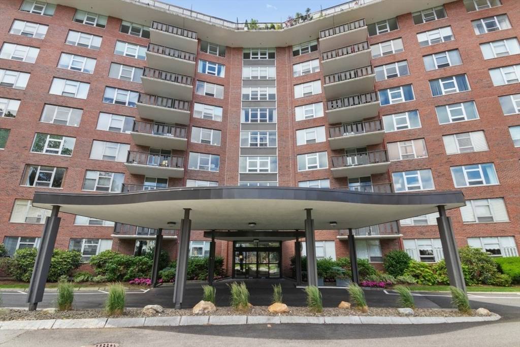 Newton, MA 02467,280 Boylston St #110