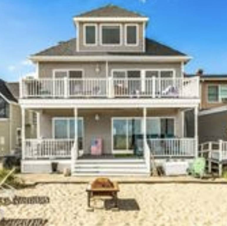 Winthrop, MA 02152,876 Shirley #1