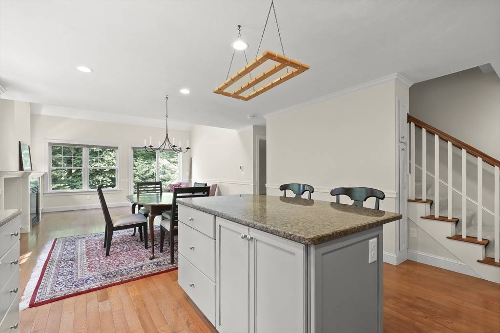 Falmouth, MA 02556,21 Pine St #1A