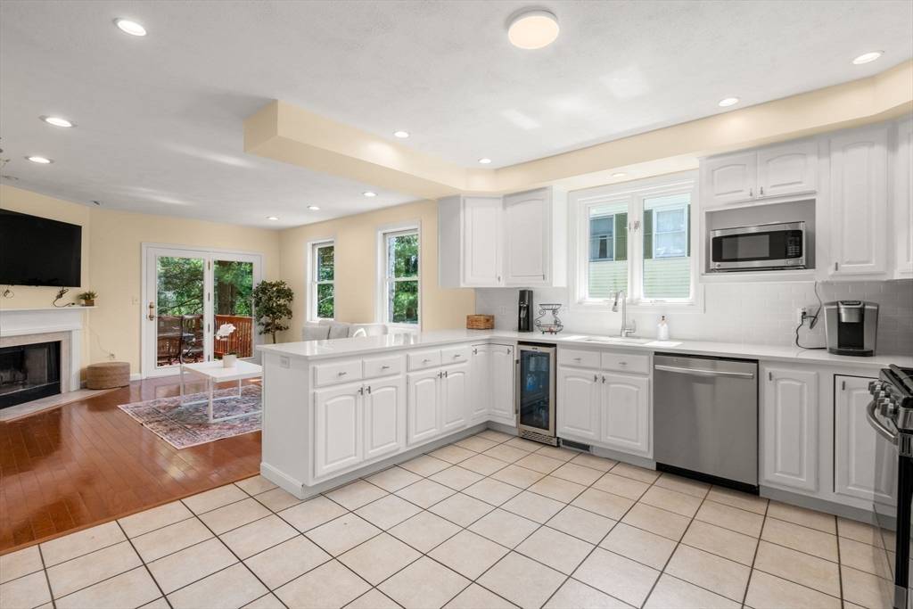Boston, MA 02132,33 Furbush Rd