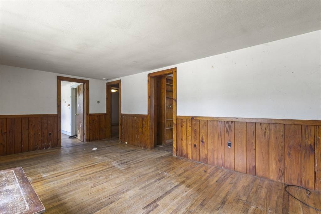 Dennis, MA 02670,6 Elliot Dr