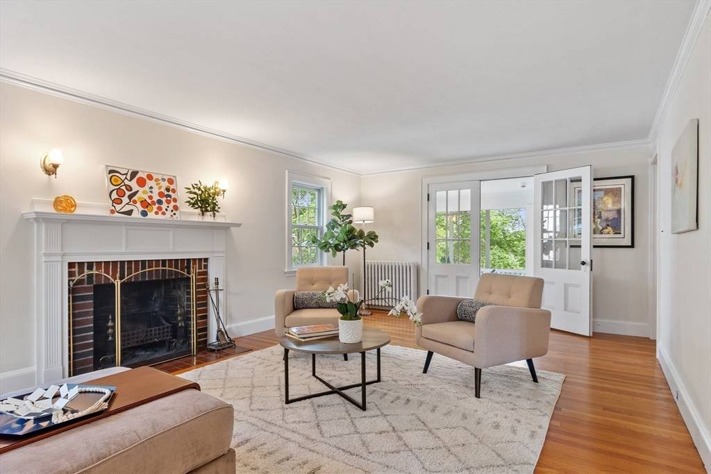 Lexington, MA 02421,7 Richard Rd