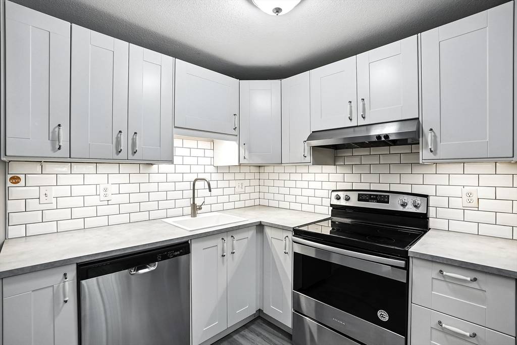 Northborough, MA 01532,39 Pleasant St #A14