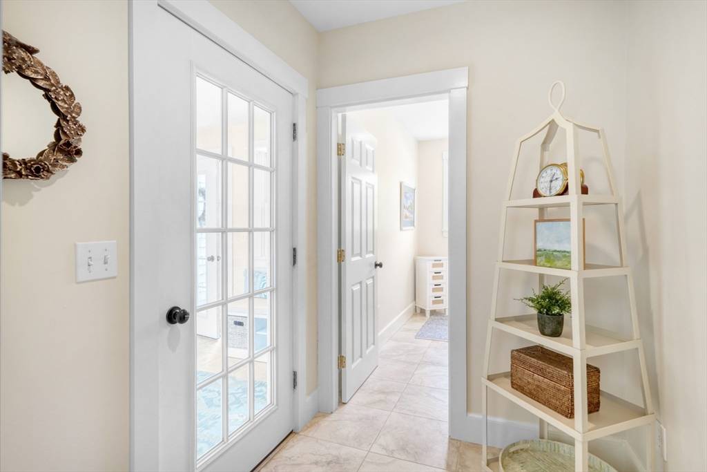 27 Watcha Path Edgartown, MA 02539