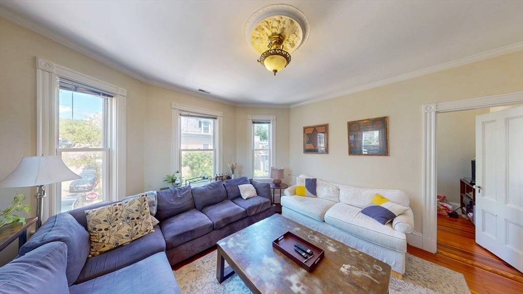 Boston, MA 02127,399 E 7th St #3