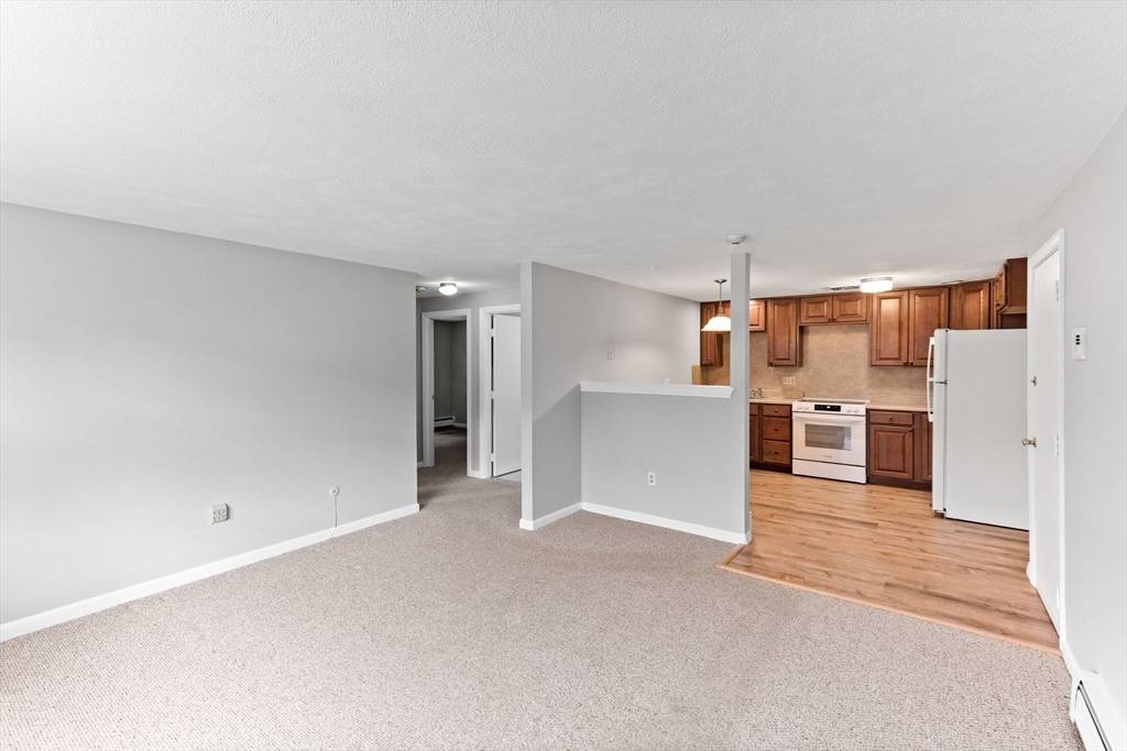 Bridgewater, MA 02324,56 Mary Ln #6