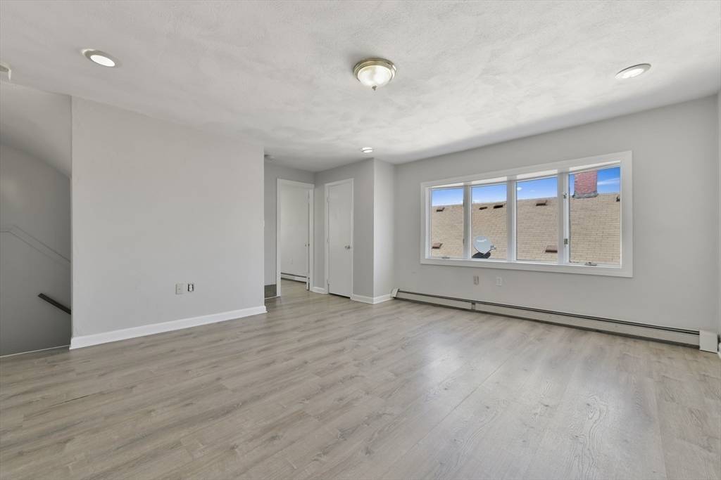 Chelsea, MA 02150,10 Howell Court #2