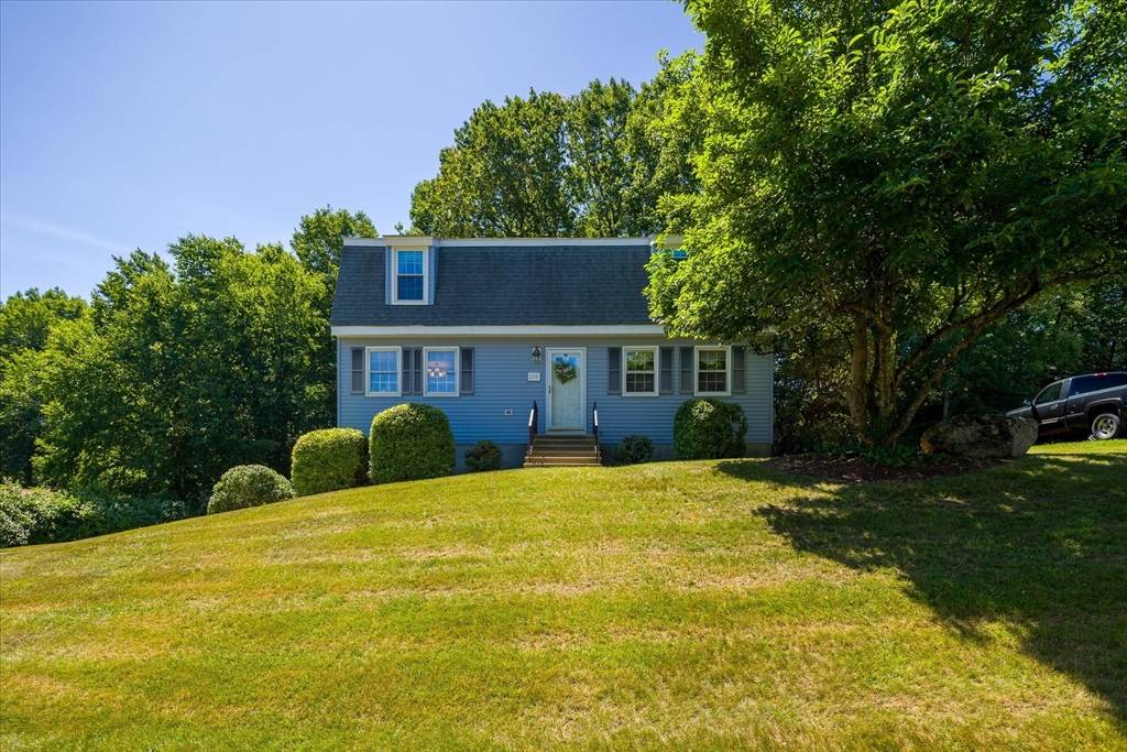 Holden, MA 01520,119 Winthrop Ln