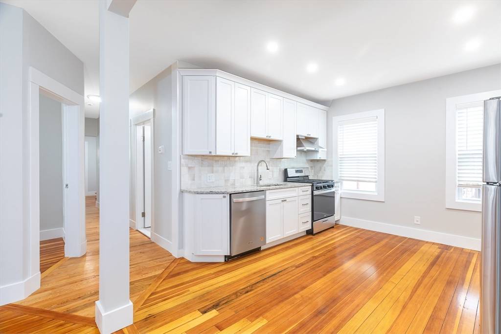 Malden, MA 02148,30 Presley Street #30