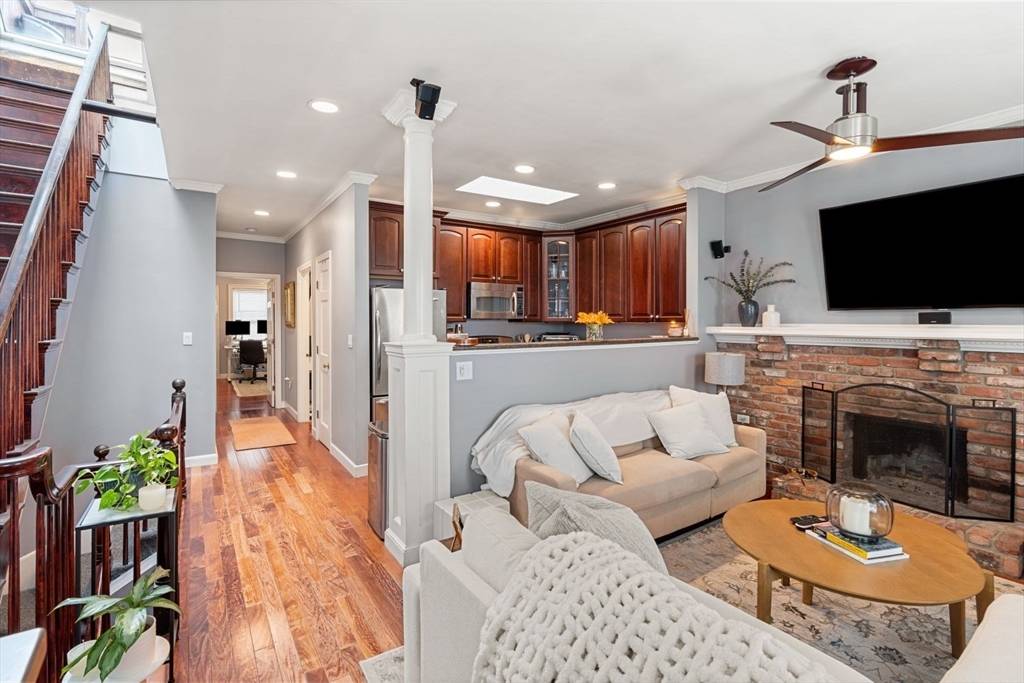 Boston, MA 02127,159 M St #3