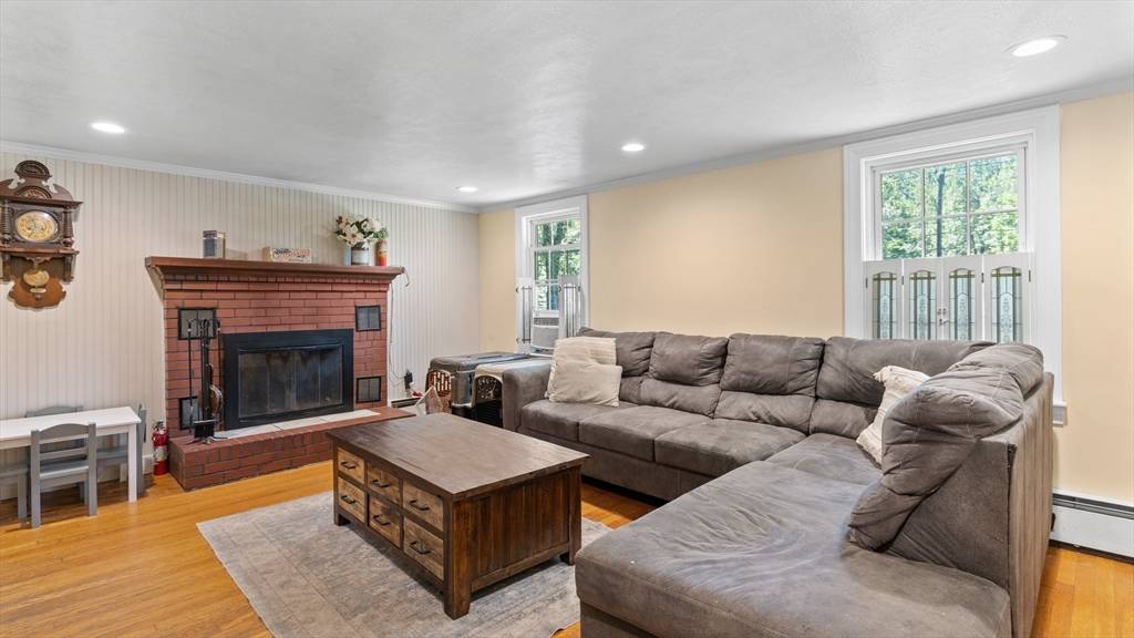 Holden, MA 01522,2334 Main St