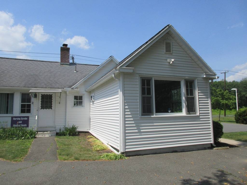 Hadley, MA 01035,245 Russell #1
