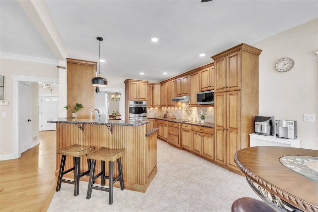 West Springfield, MA 01089,9 Abigail Lane