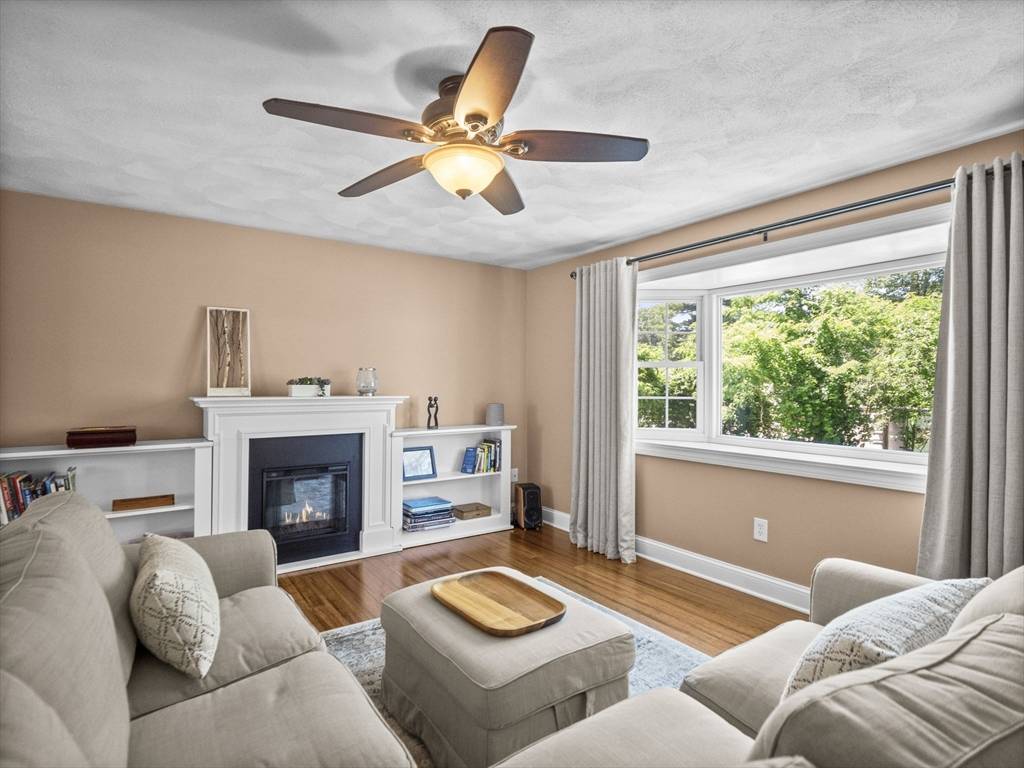Tewksbury, MA 01876,64 Lake St.