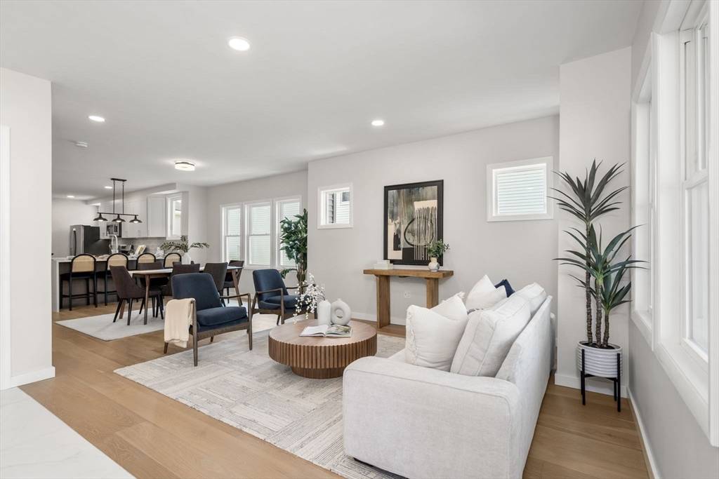 Watertown, MA 02472,133 School St #133