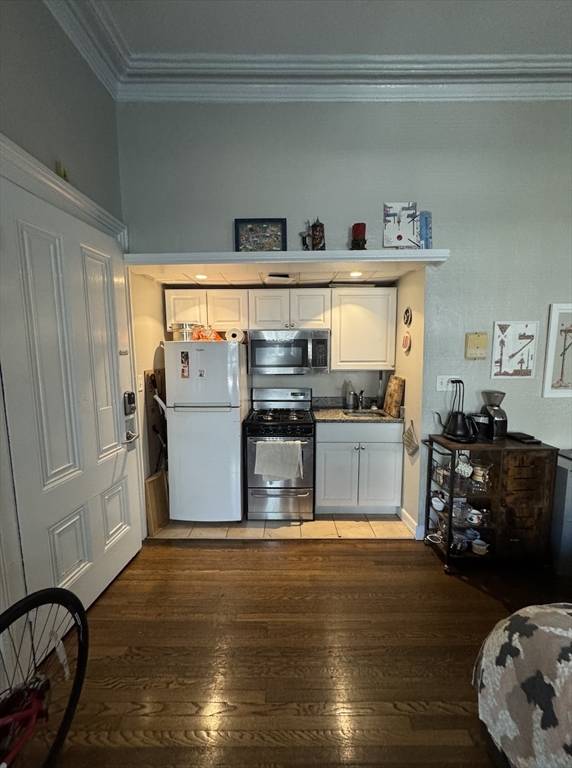 Boston, MA 02114,120 Charles St #6