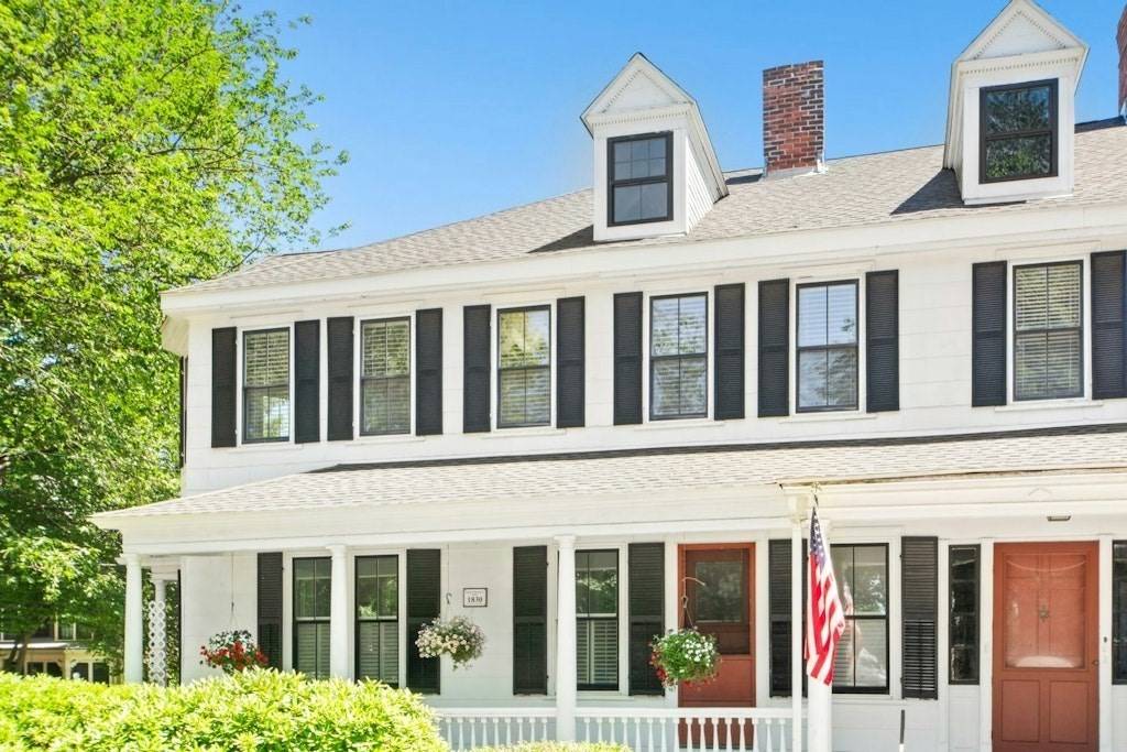 Harvard, MA 01451,11 Fairbanks St #2