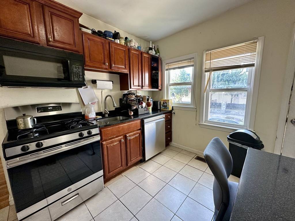 Boston, MA 02134,30 Linden St #30