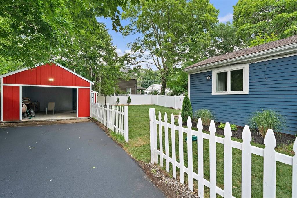 Sharon, MA 02067,148 South Main St