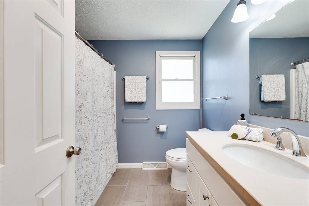 Westfield, MA 01085,68 Hagan Dr