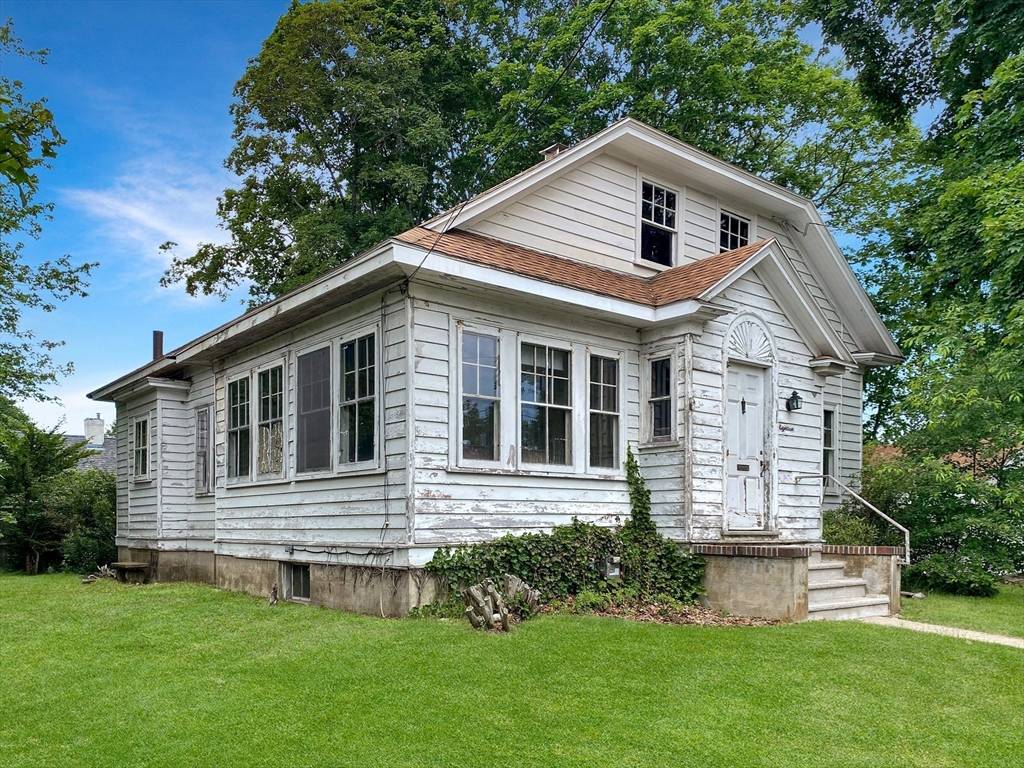 Beverly, MA 01915,18 Princeton Ave