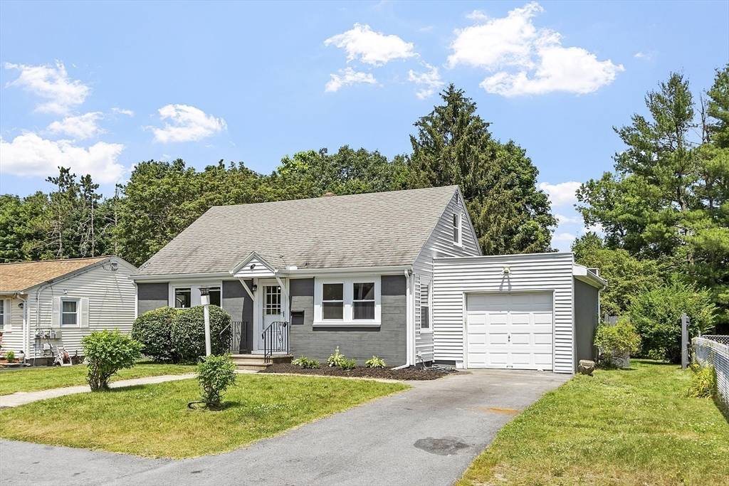Webster, MA 01570,47 Hillside Ave