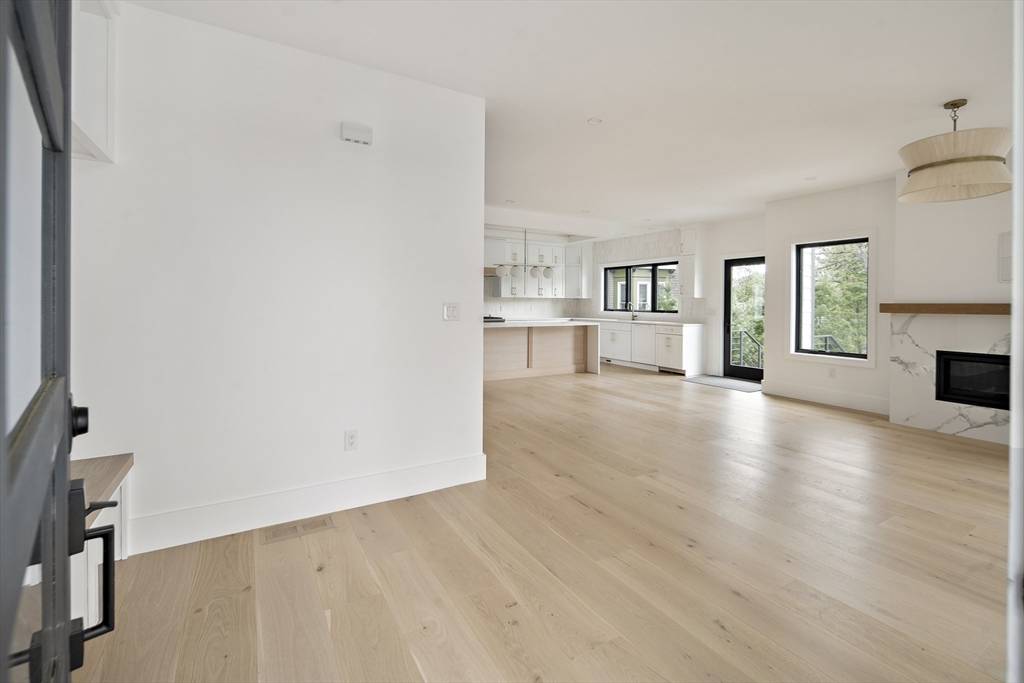 228 Auburn St #228 Newton, MA 02466