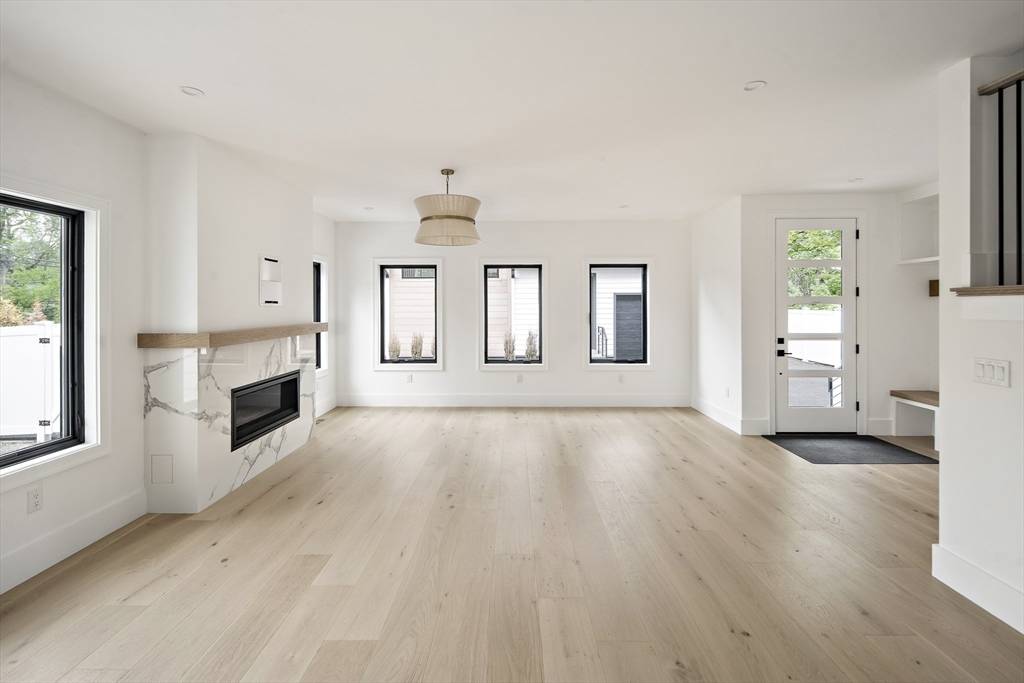 228 Auburn St #228 Newton, MA 02466