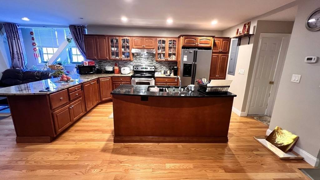 Quincy, MA 02170,21 Linden St #133