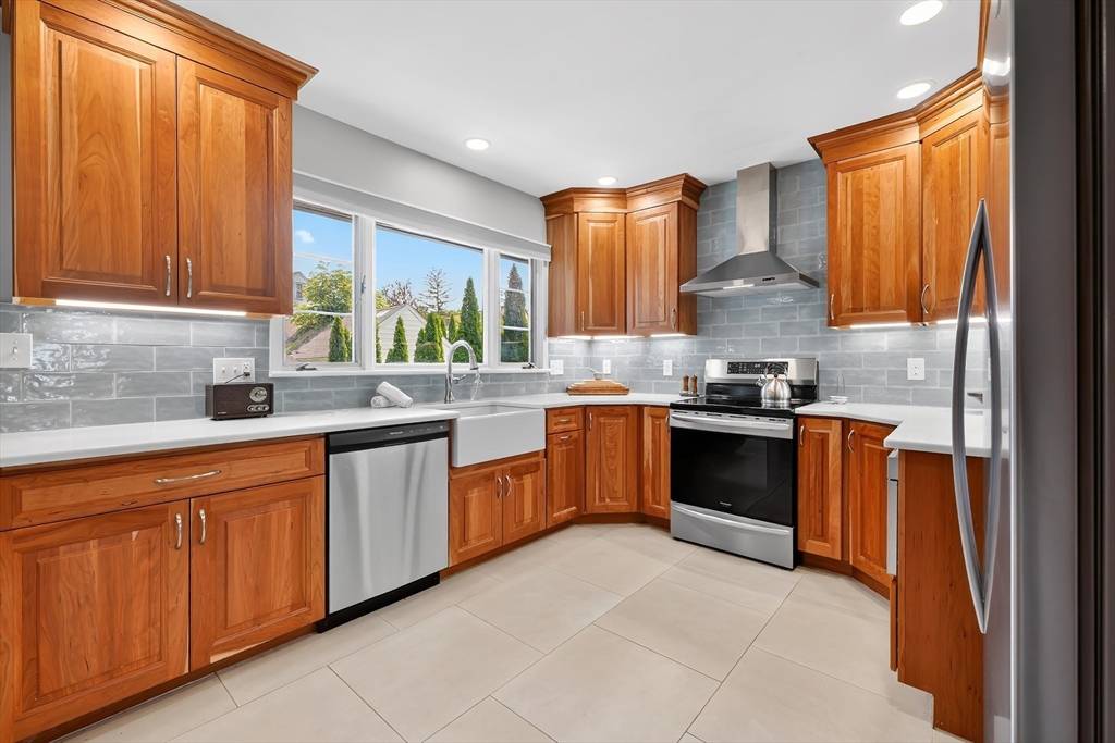 Springfield, MA 01108,39 Bronson Ter