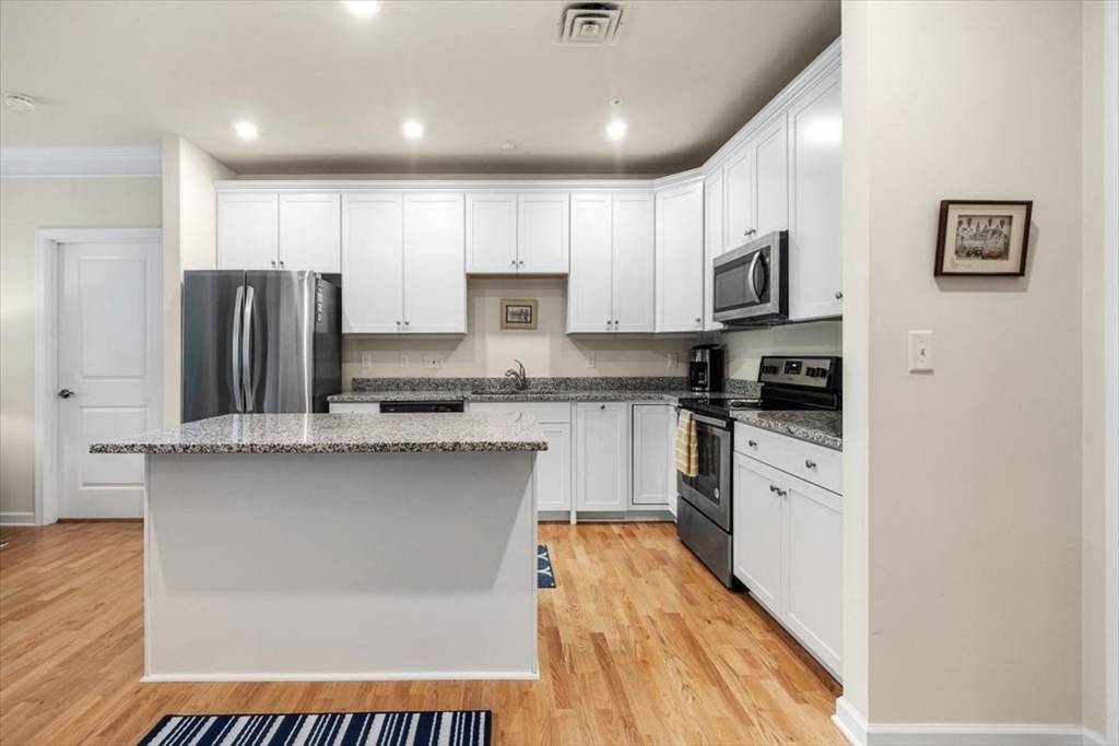 Weymouth, MA 02190,90 Trotter Road #309